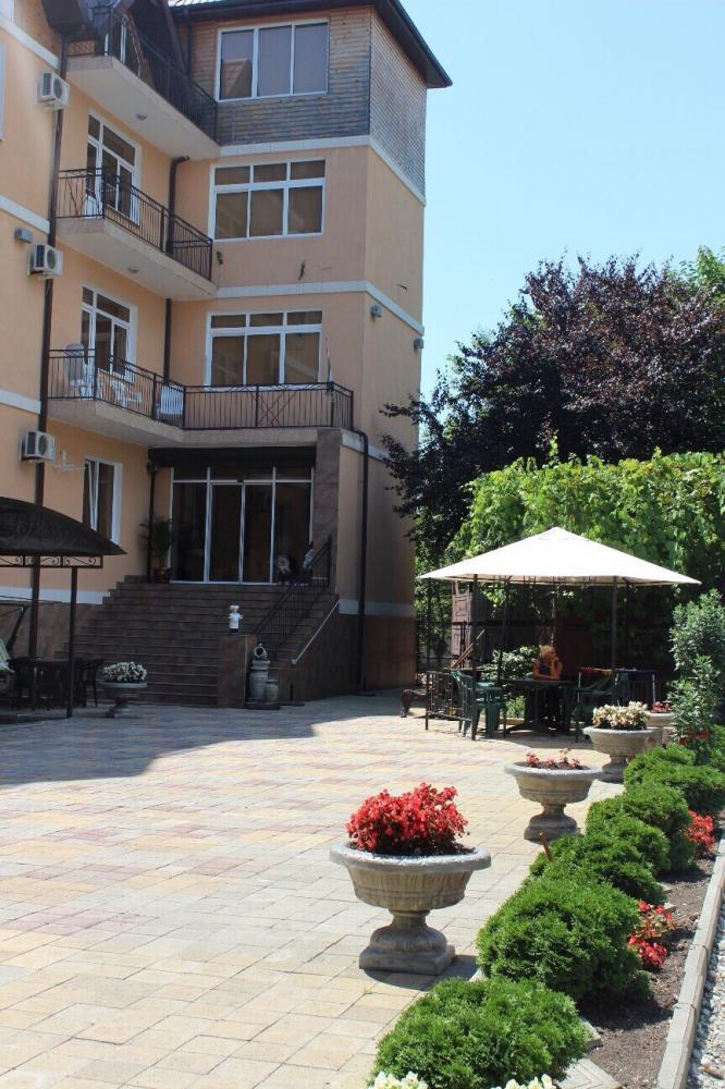 Абхазия отель кипарис