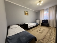 Гостиница «Абхазский дворик» - номер Семейный 4х местный 2х этажный фото 3