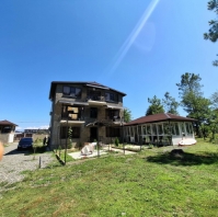 Кындыг, Гостевой дом «Сосновая роща» ул. Береговая, 33