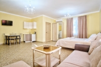 Мини-гостиница «Лето» - номер Семейный люкс фото