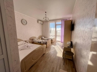 Гостевой дом «Золотой Огонёк» - номер Стандарт 4-х местный фото 2