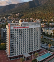 Отель «Grand hotel Abkhaziya» (Гранд отель Абхазия)