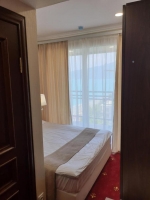 Отель «Grand hotel Abkhaziya» (Гранд отель Абхазия) - номер Эконом с 1 двуспальной кроватью фото