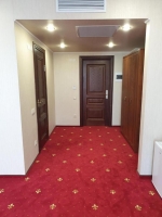 Отель «Grand hotel Abkhaziya» (Гранд отель Абхазия) - номер Люкс улучшенный с 1 двуспальной кроватью фото 2