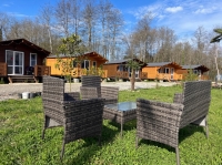 Кындыг, Гостевые дома «Своя поляна» ул. Школьная