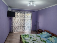 Пицунда, ул. Рыбзаводская, 75