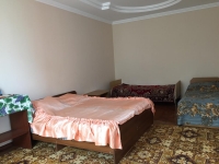 Сдаются комнаты в частном доме в городе Гудаута - номер Эконом фото 4