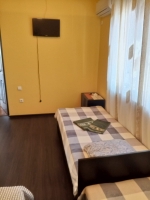 Гостевой дом ул. Эшба, 73 - номер 4Х местный с общим санузлом на 2 номера фото 2