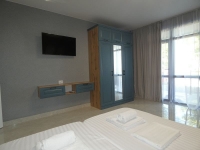 Гостиница «Три тополя» - номер Апартаменты 4-х местные фото 6