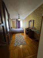 Сухум, Пр-кт Аиааира, 172 бывш. Пр-кт Мира