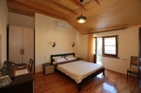 Отель «Киараз Старт» - номер Стандарт 2-комнатный с 2 двуспальными кроватями фото 4