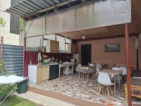 Гагра, Гостевой дом «У Алины» ул. Русских Добровольцев, 6