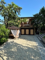 Сухум, Гостевой дом 1-й тупик ул. Мушни Хварцкия, 8 1-Й тупик ул. Мушни Хварцкия, 8