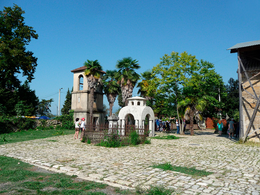 что еще посмотреть в абхазии