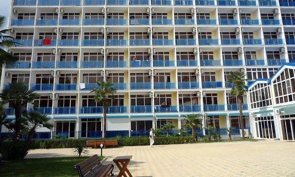 лучшие отели с собственным пляжем Абхазия Сухум